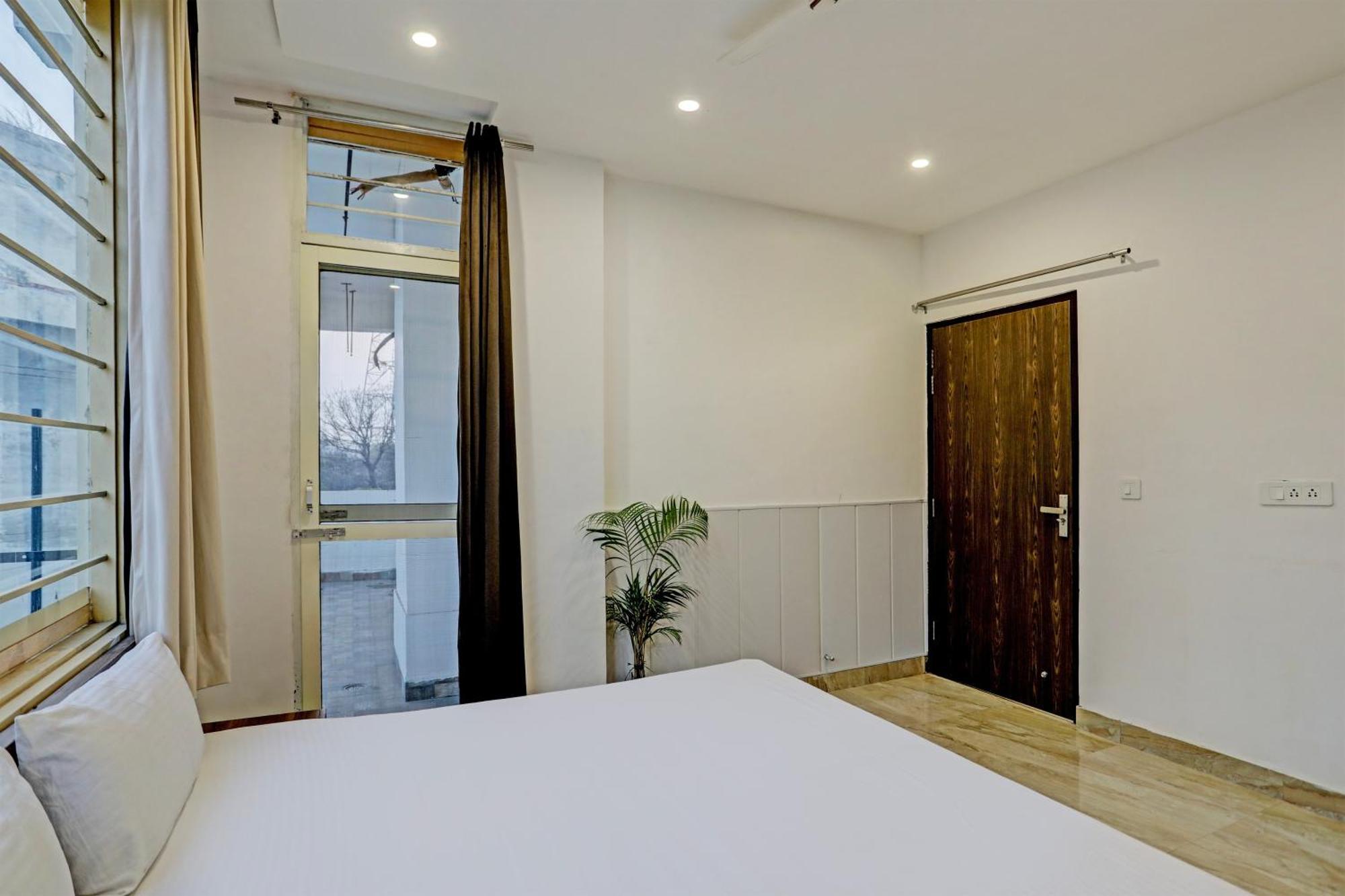 Oyo Home Green View Appartments Beās Екстериор снимка