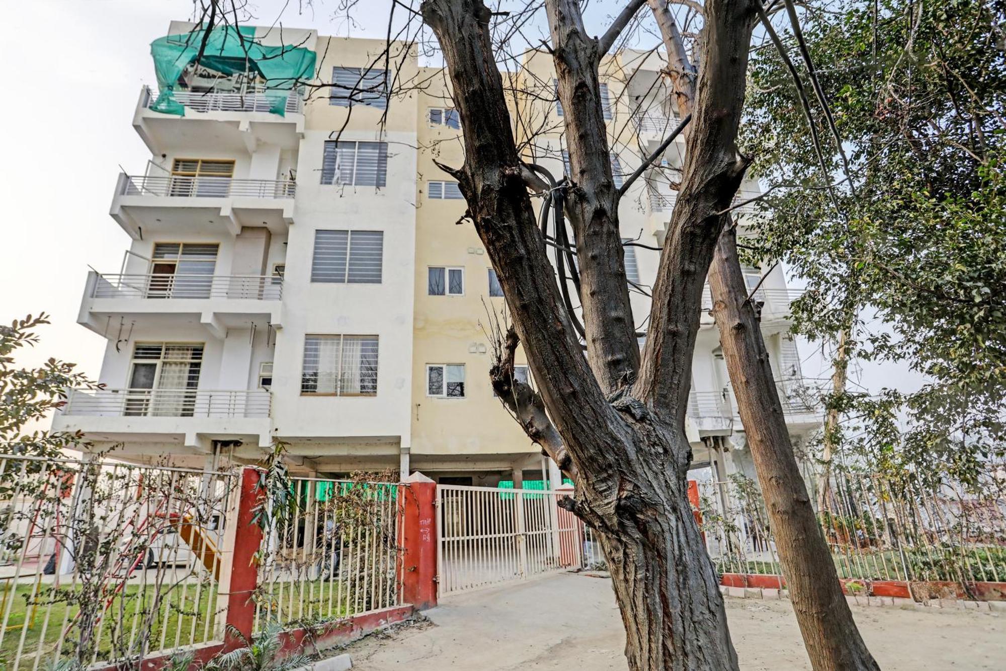 Oyo Home Green View Appartments Beās Екстериор снимка